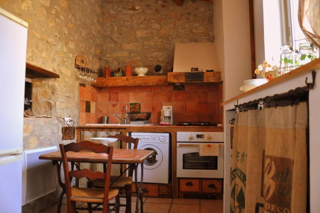 לגראס Gite La Remise, Maison Avec Jardin מראה חיצוני תמונה